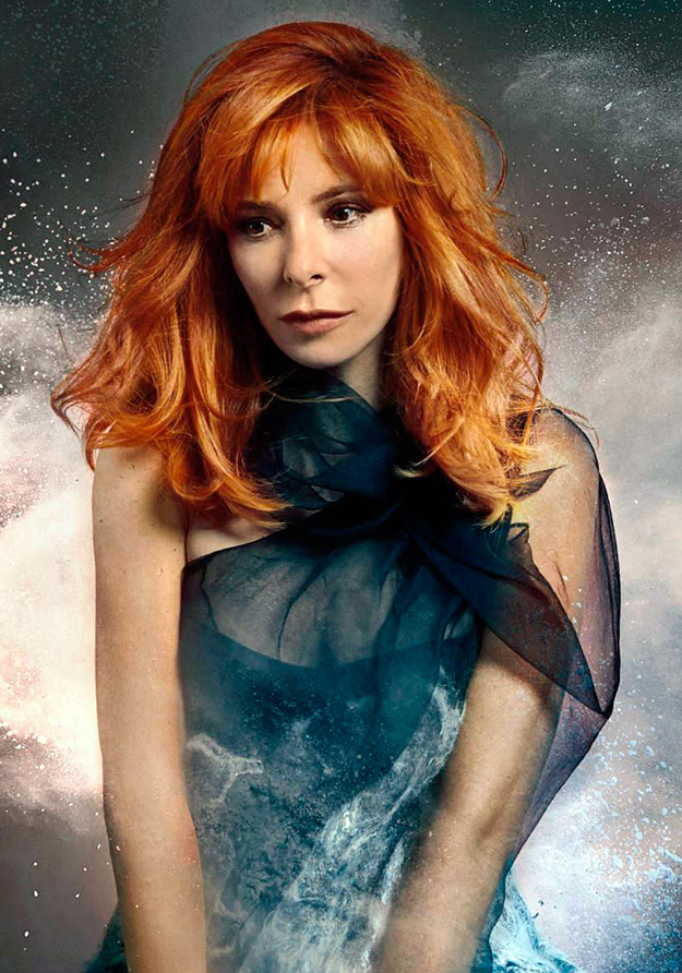 25 best looks of Mylene Farmer