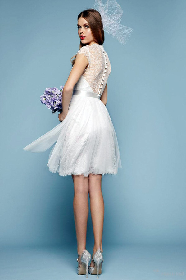 Short but luxurious wedding dresses