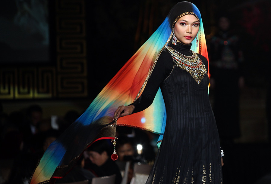 Influence of the East and Islam on Western fashion