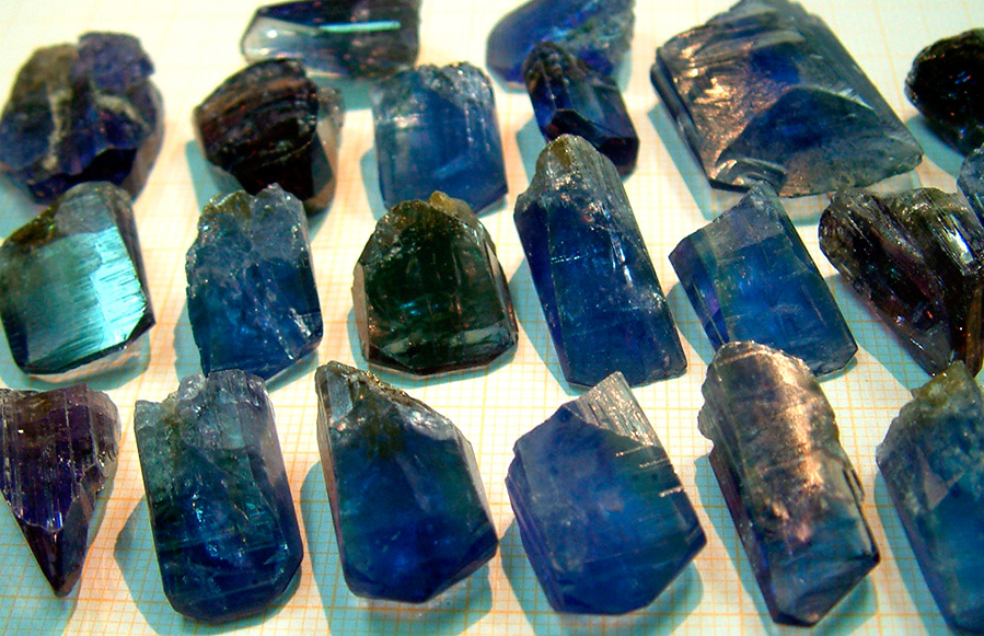 Tanzanite stone