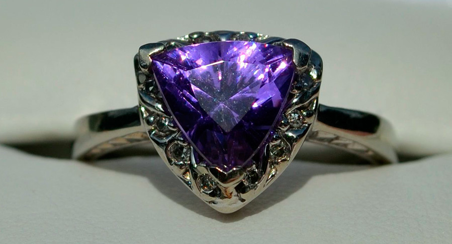 Tanzanite ring