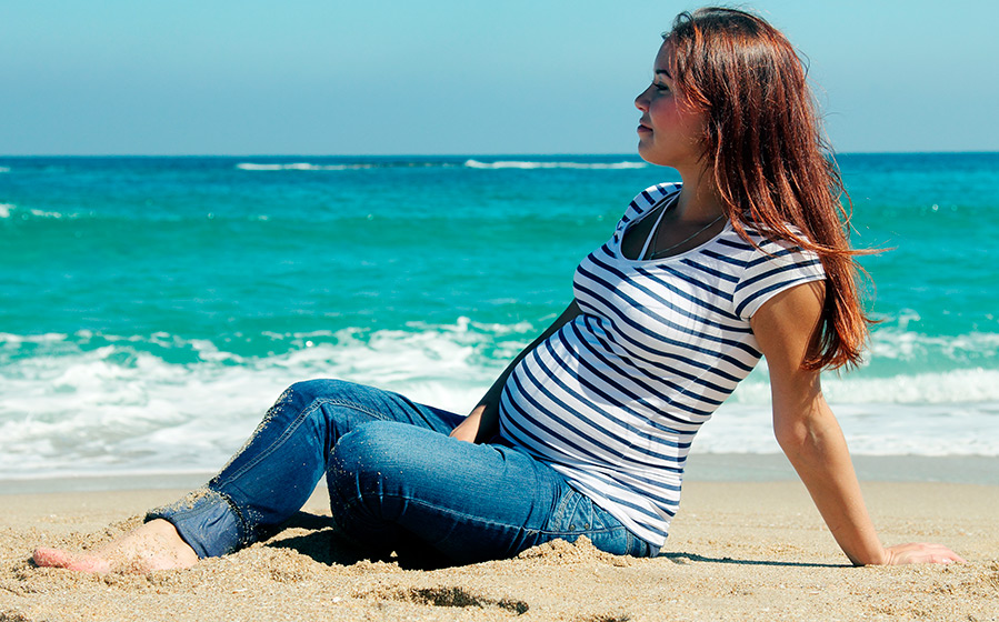 Why you shouldn't sunbathe for pregnant women