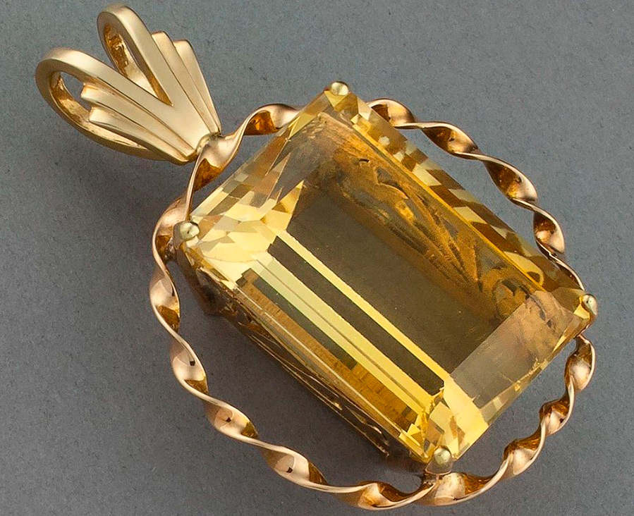 Citrine jewelry and the remarkable properties of stone