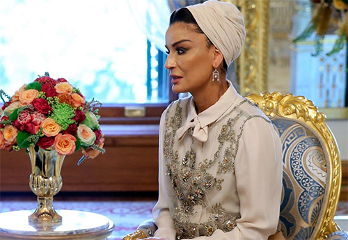 Sheikha Mozah bint Nasser al-Misned - the best images