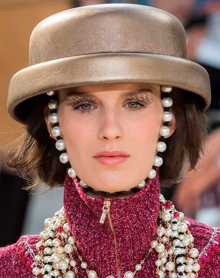 Chanel hat 2024-2025