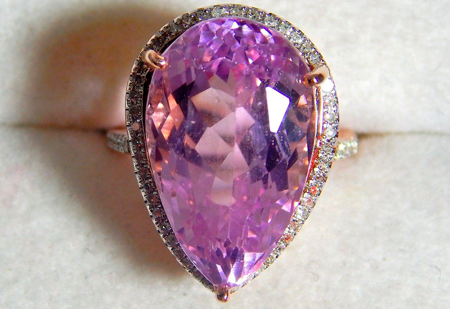 Kunzite stone and the best jewelry