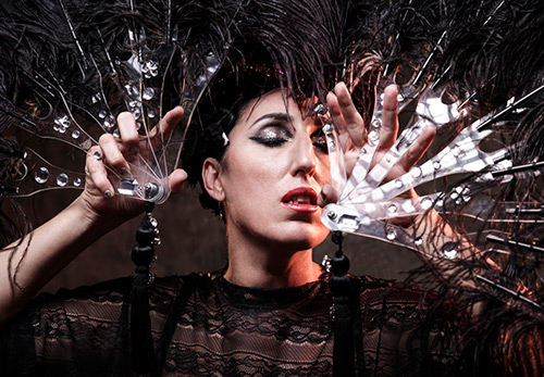 A striking example of the non-standard beauty of Rossy de Palma