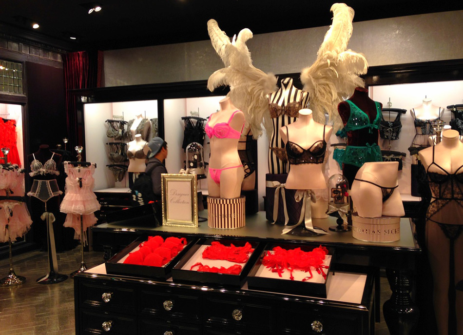 Victoria's Secret lingerie store