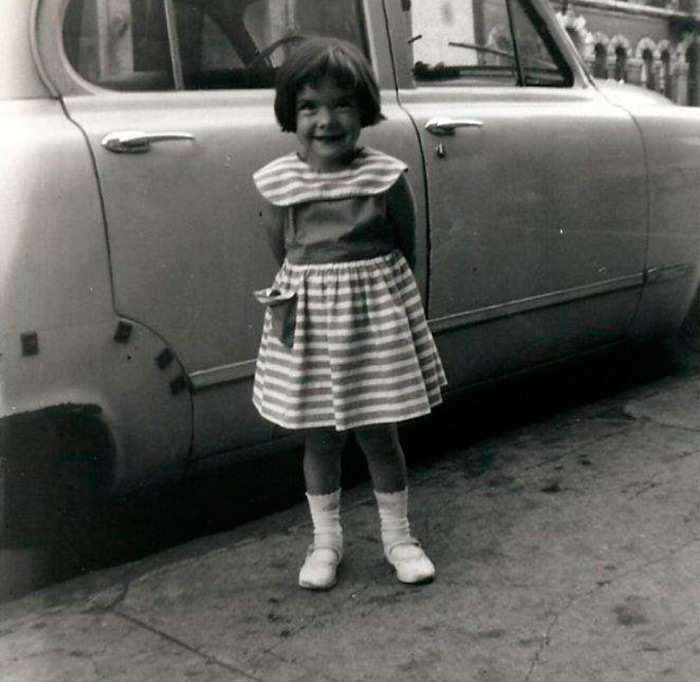 girl near the car