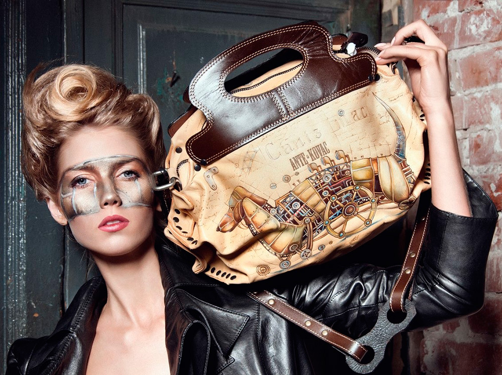 Women's bag in the style of steampunk