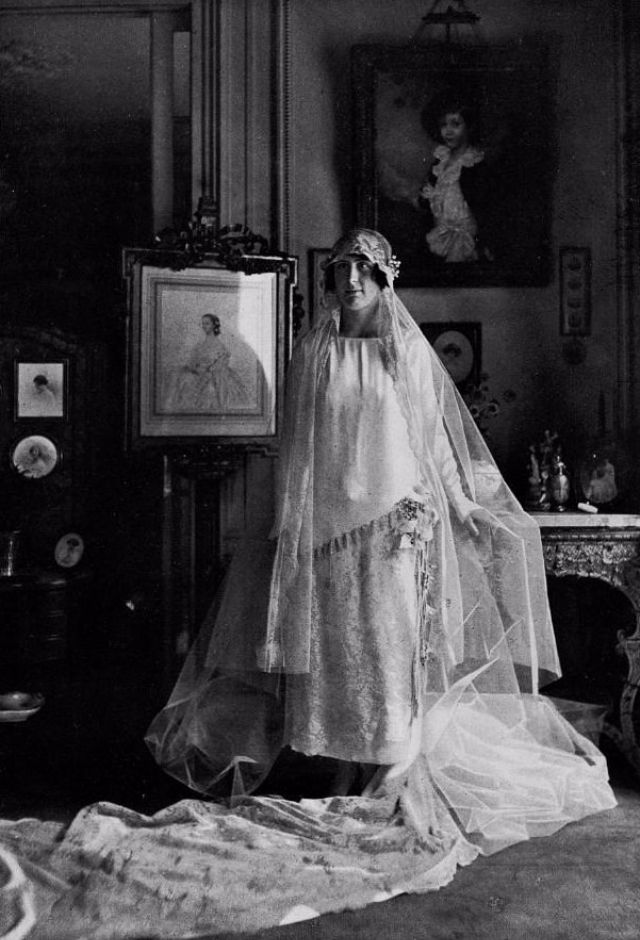 Wedding dress - vintage photo