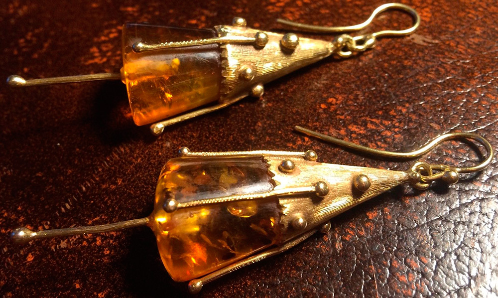 Amber earrings