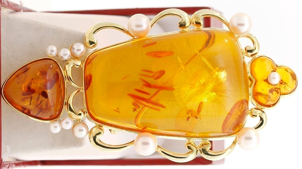 Amber jewelry