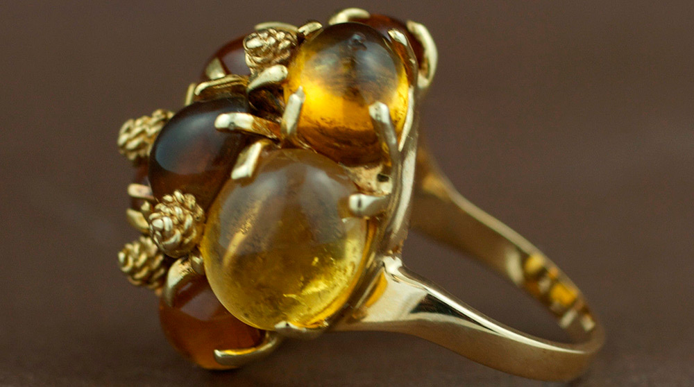 Gold ring with amber