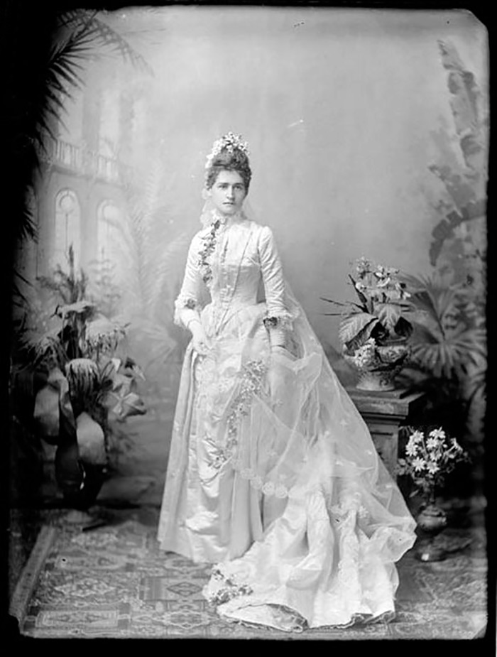 Victorian wedding dress