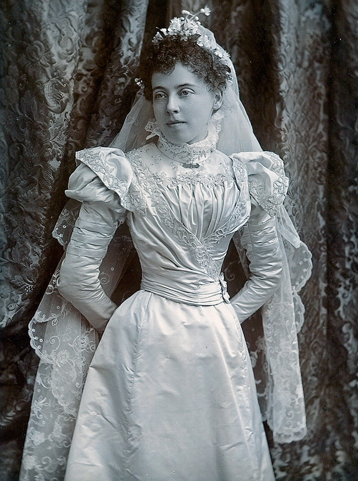 Victorian wedding dress