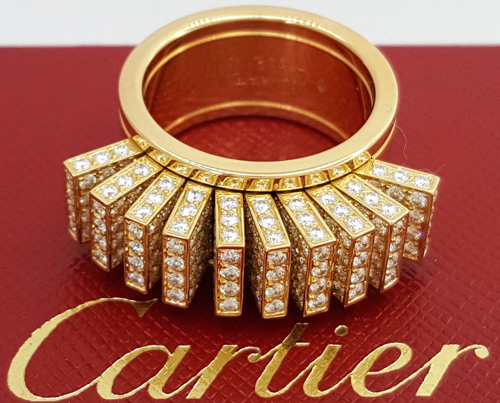 Yellow gold with diamonds