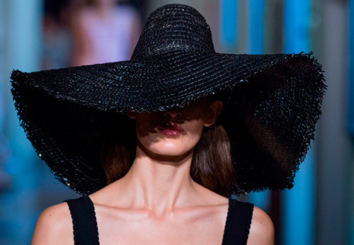 Women's hats 2024 - photos of the best models and trends