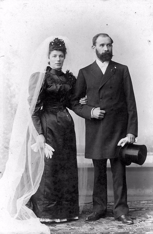 Victorian black wedding dress