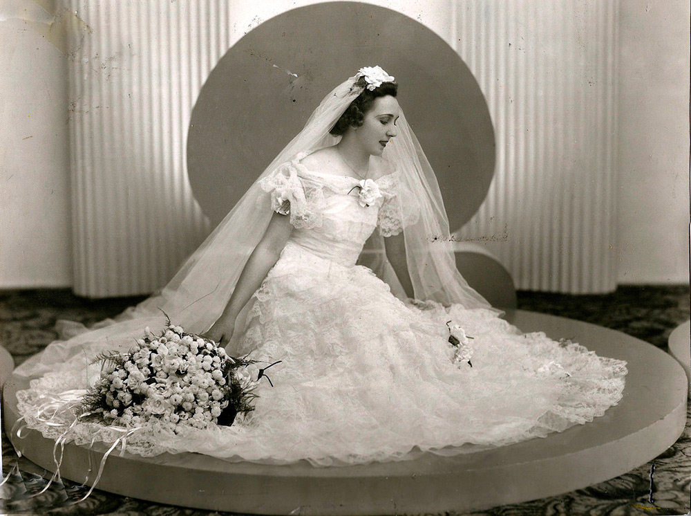 1930s wedding dress