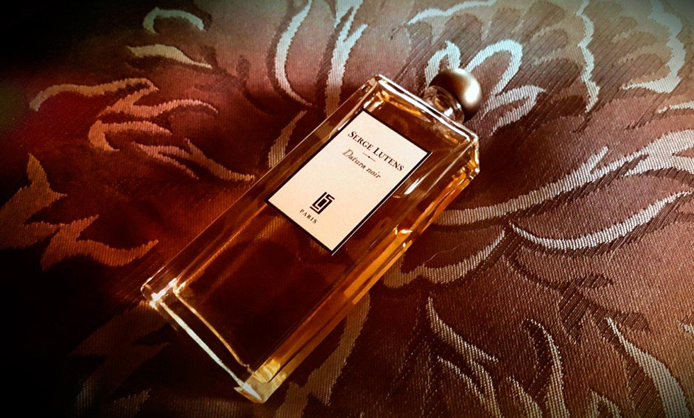 eau de parfum with myrrh scent