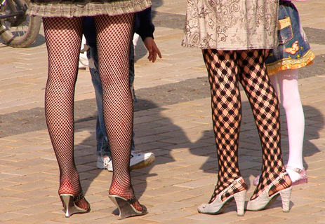 Fishnet tights and socks - what to wear and how to choose