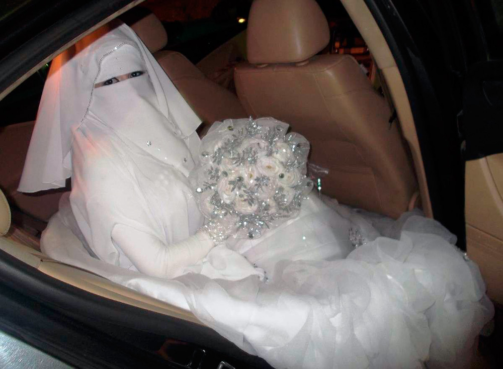 Muslim wedding dress