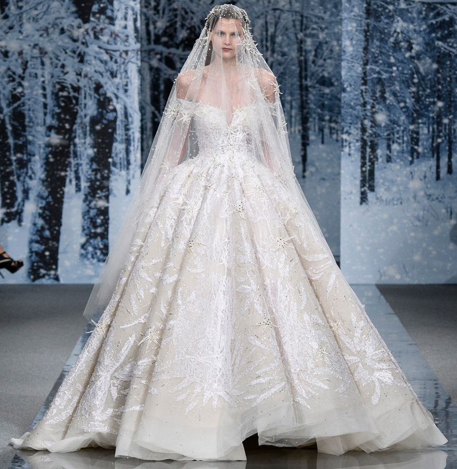 Luxurious wedding dress 2024-2025