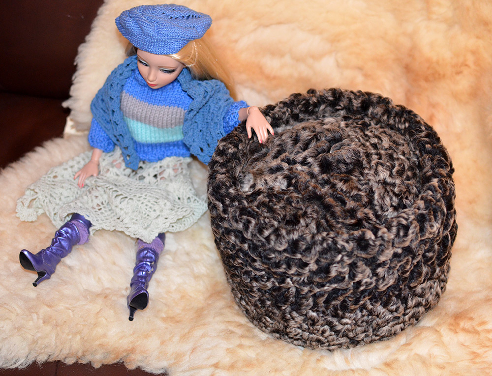 Karakul hat for girls