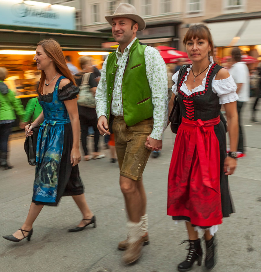 Women's Tyrolean costume