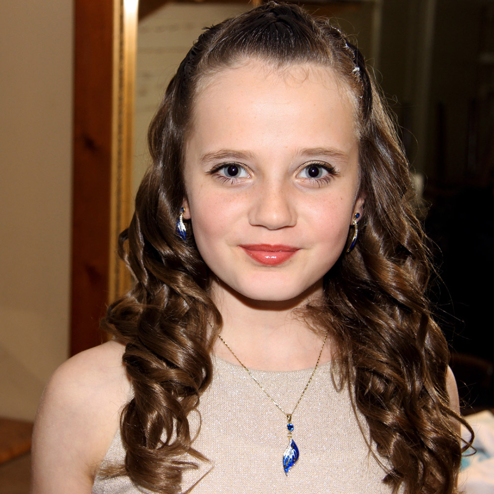 Wonder Girl Amira Willighagen