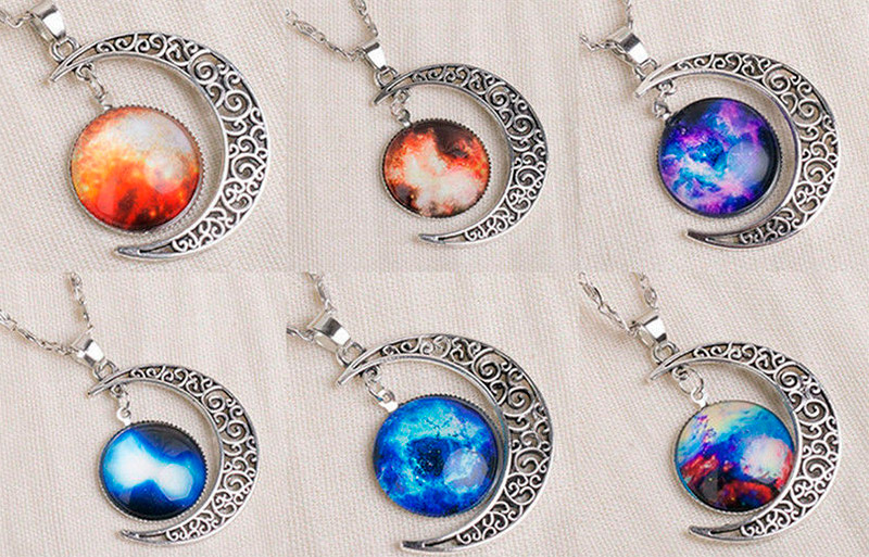 Pendants month