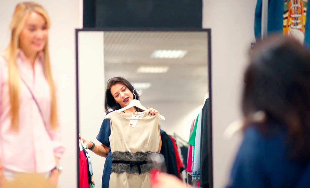 How bad mirrors in stores reduce sales