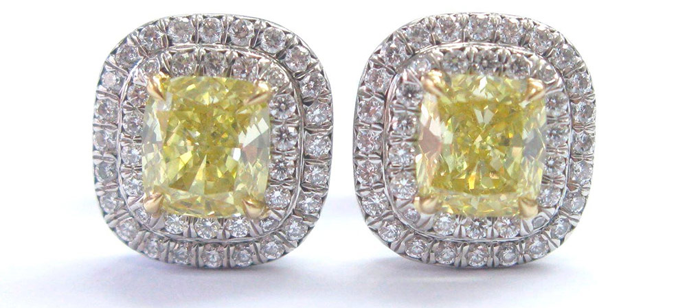 Earrings with yellow diamonds