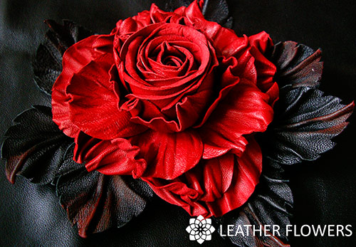 Very beautiful leather flowers - author's works