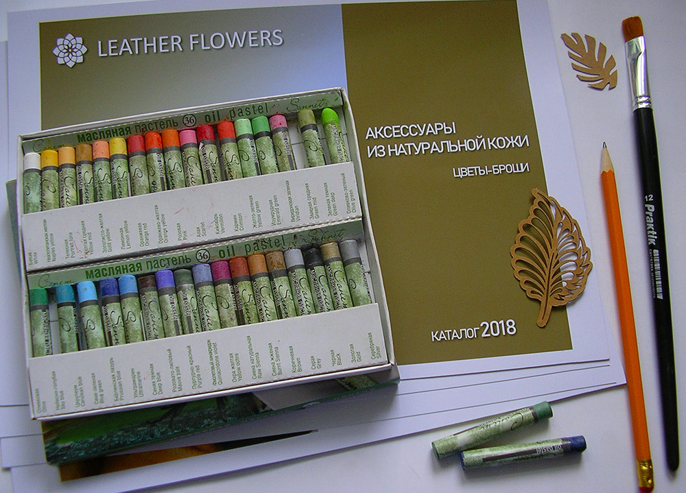 Paints for leather flowers