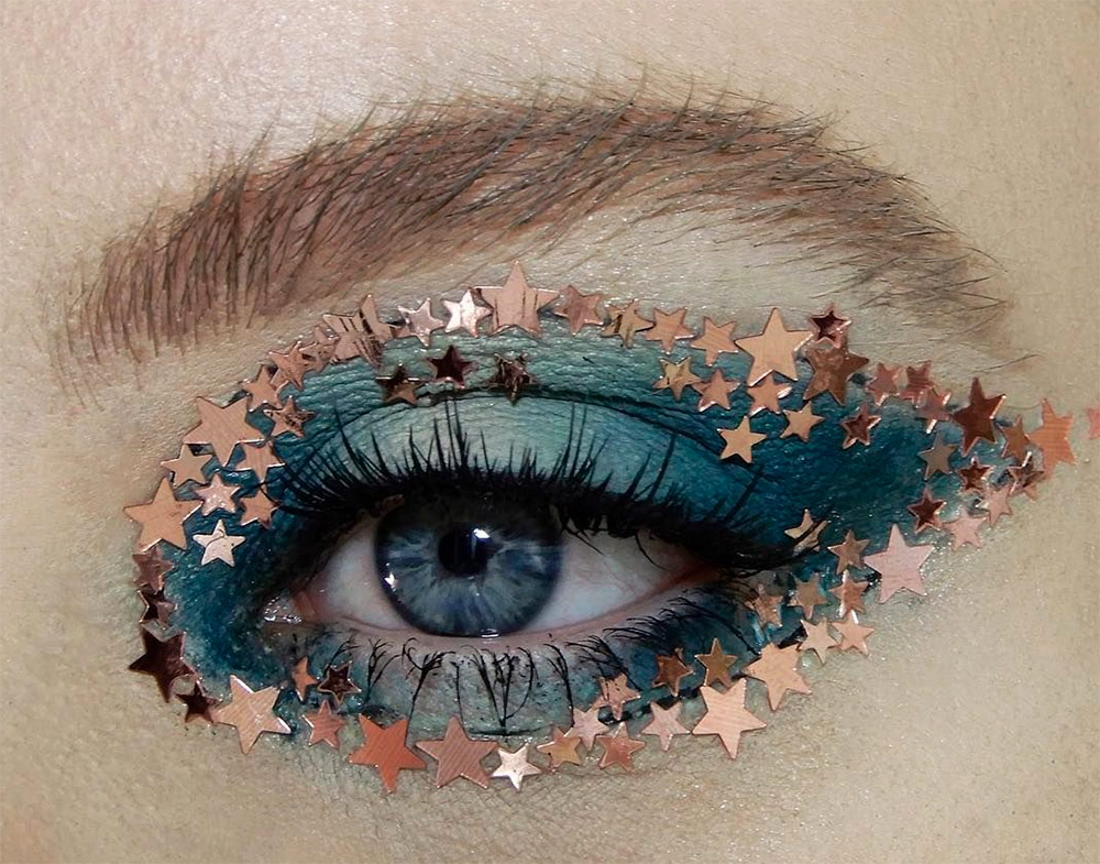 Star cosmic makeup