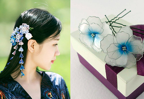 Hairpins and hair ornaments with flowers