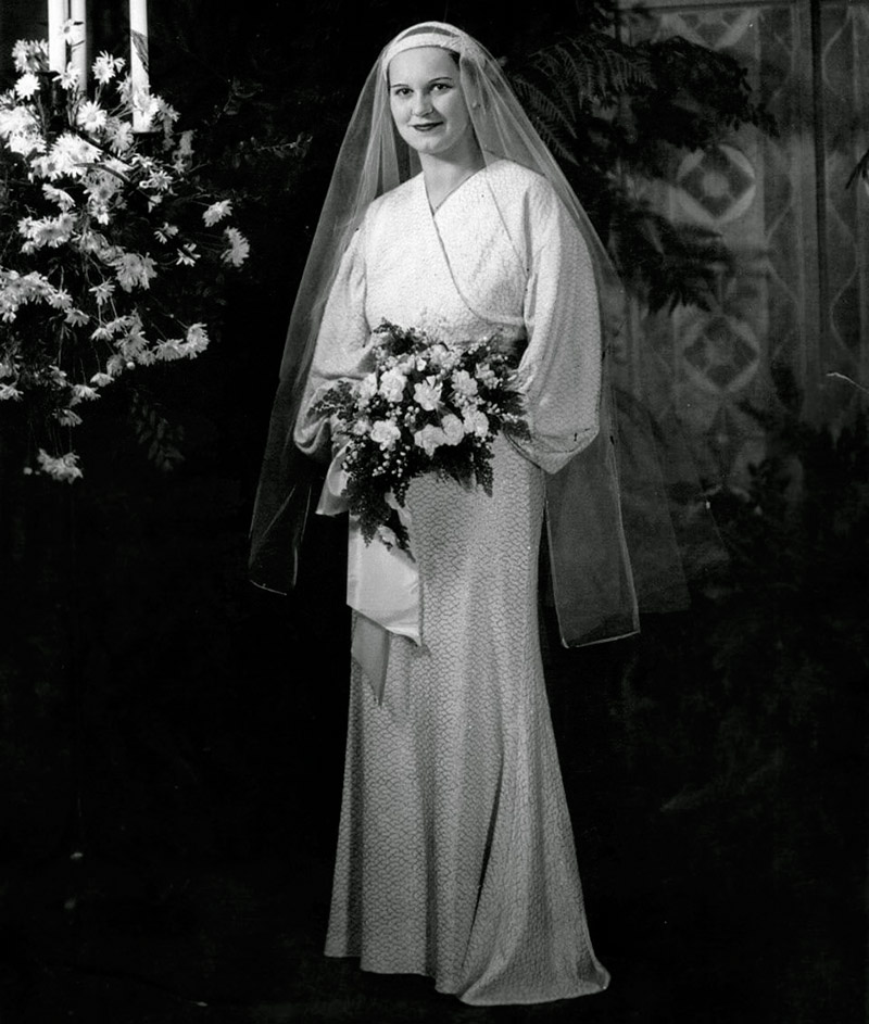 1930s bridal fashion