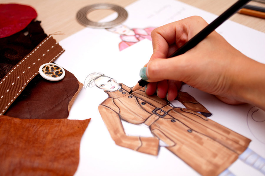 How to become a successful clothing designer