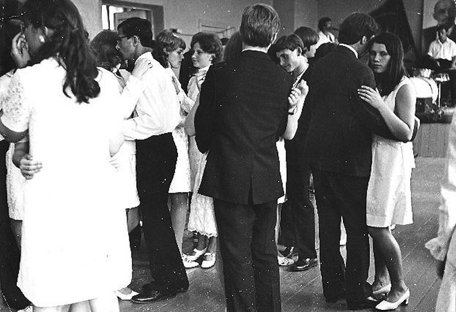 Graduation ball in the Soviet Union