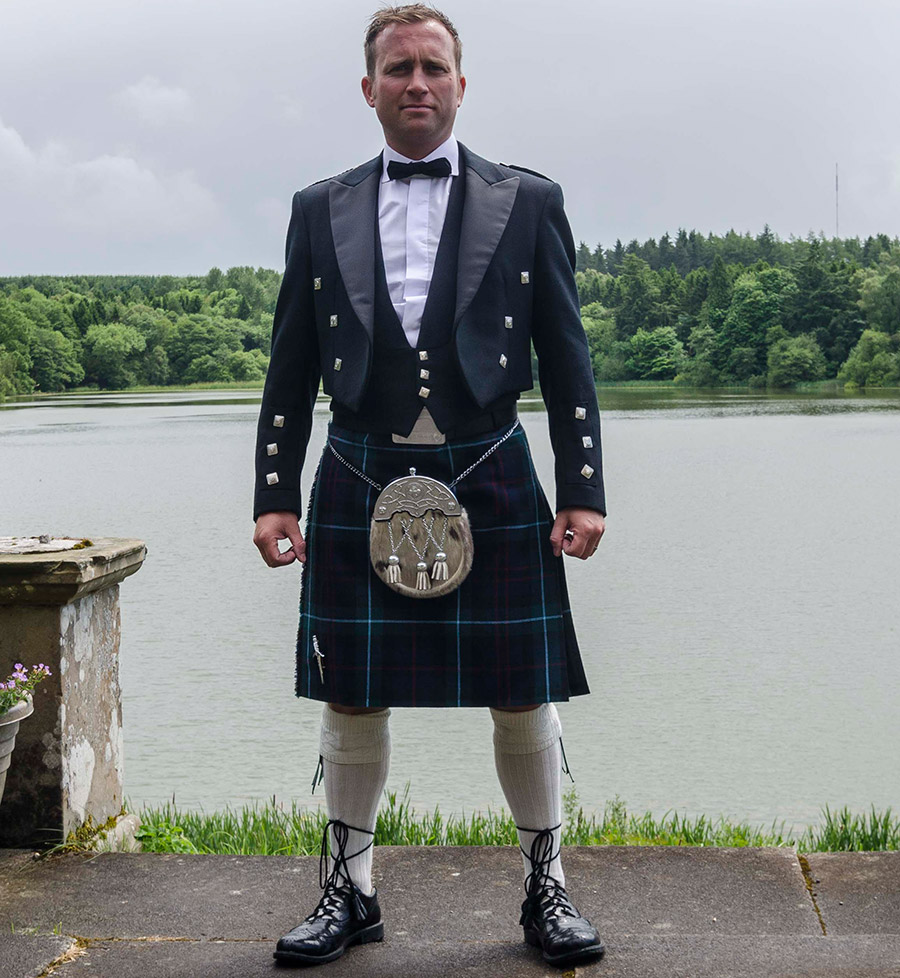 Scottish wedding groom suit