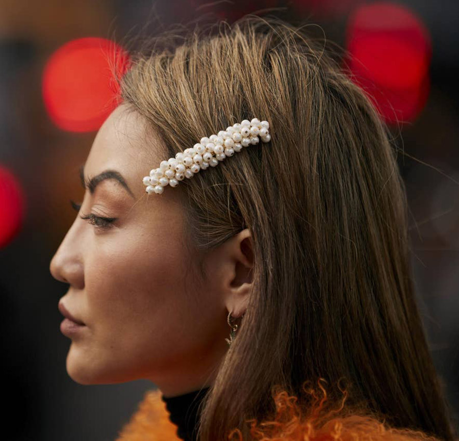 Belles épingles à cheveux avec des perles