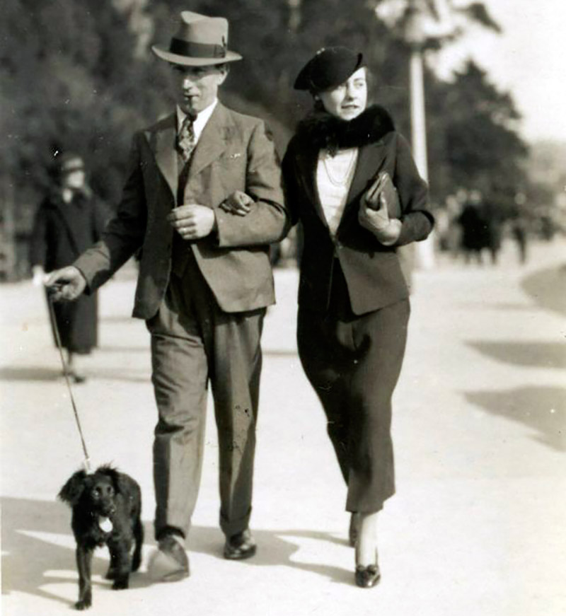 Street fashion in the 1930s crisis