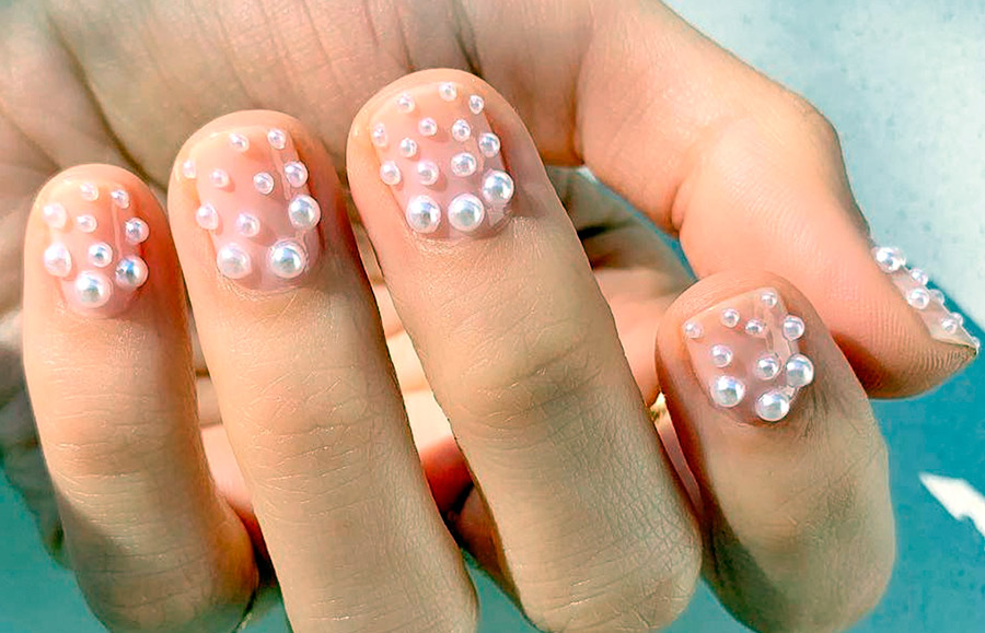 pearl manicure