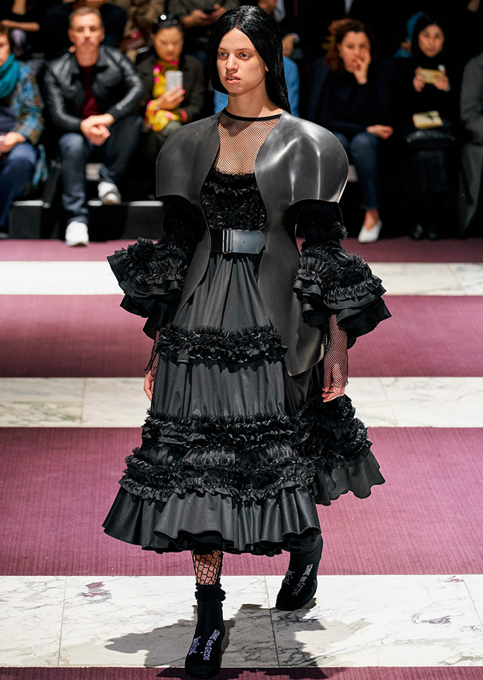 13 black Halloween dresses