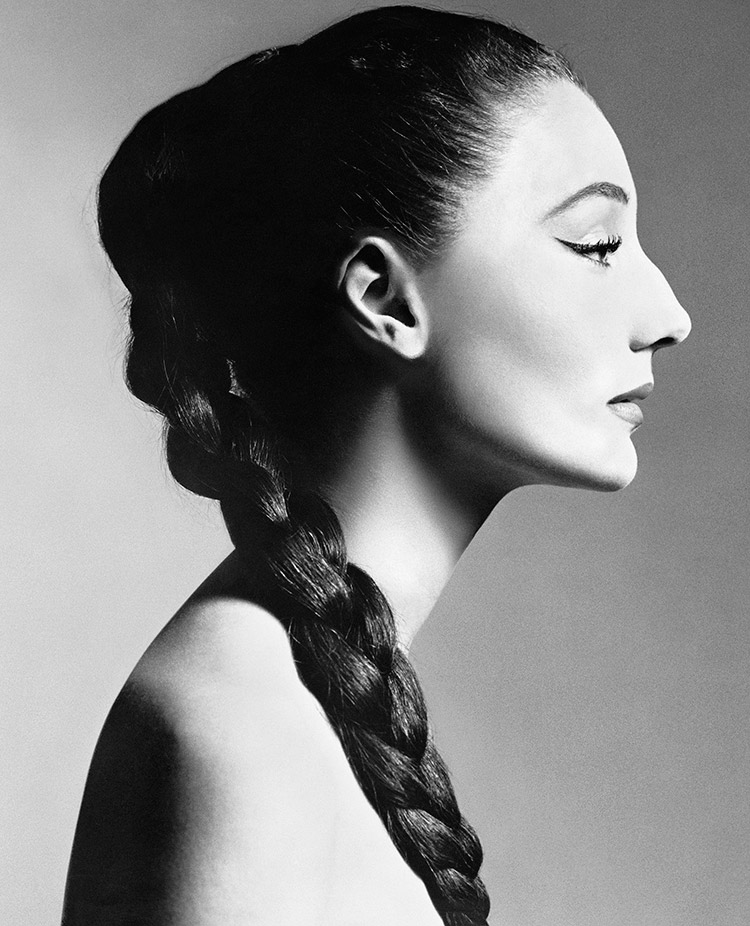 Jacqueline de Ribe with a braid