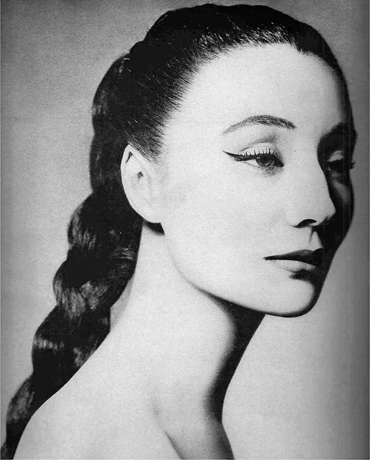 Jacqueline de Ribe with a braid