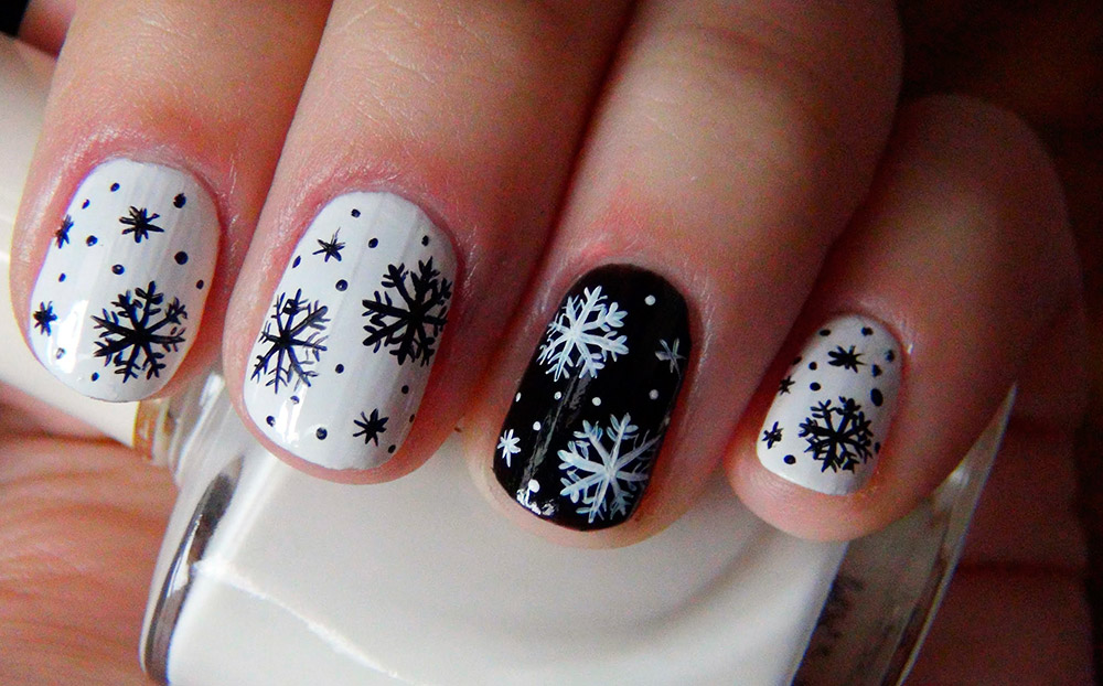 Winter manicure