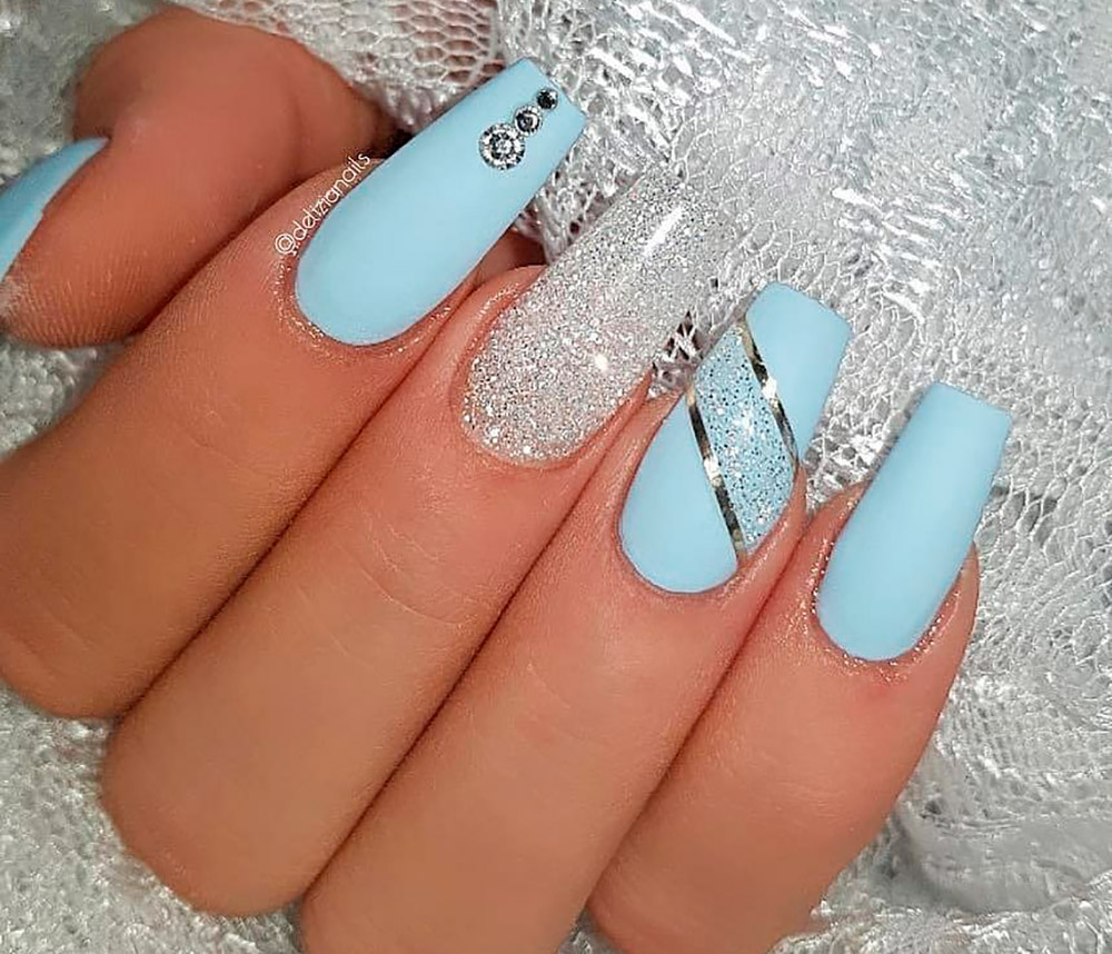 Snow manicure for short and long nails